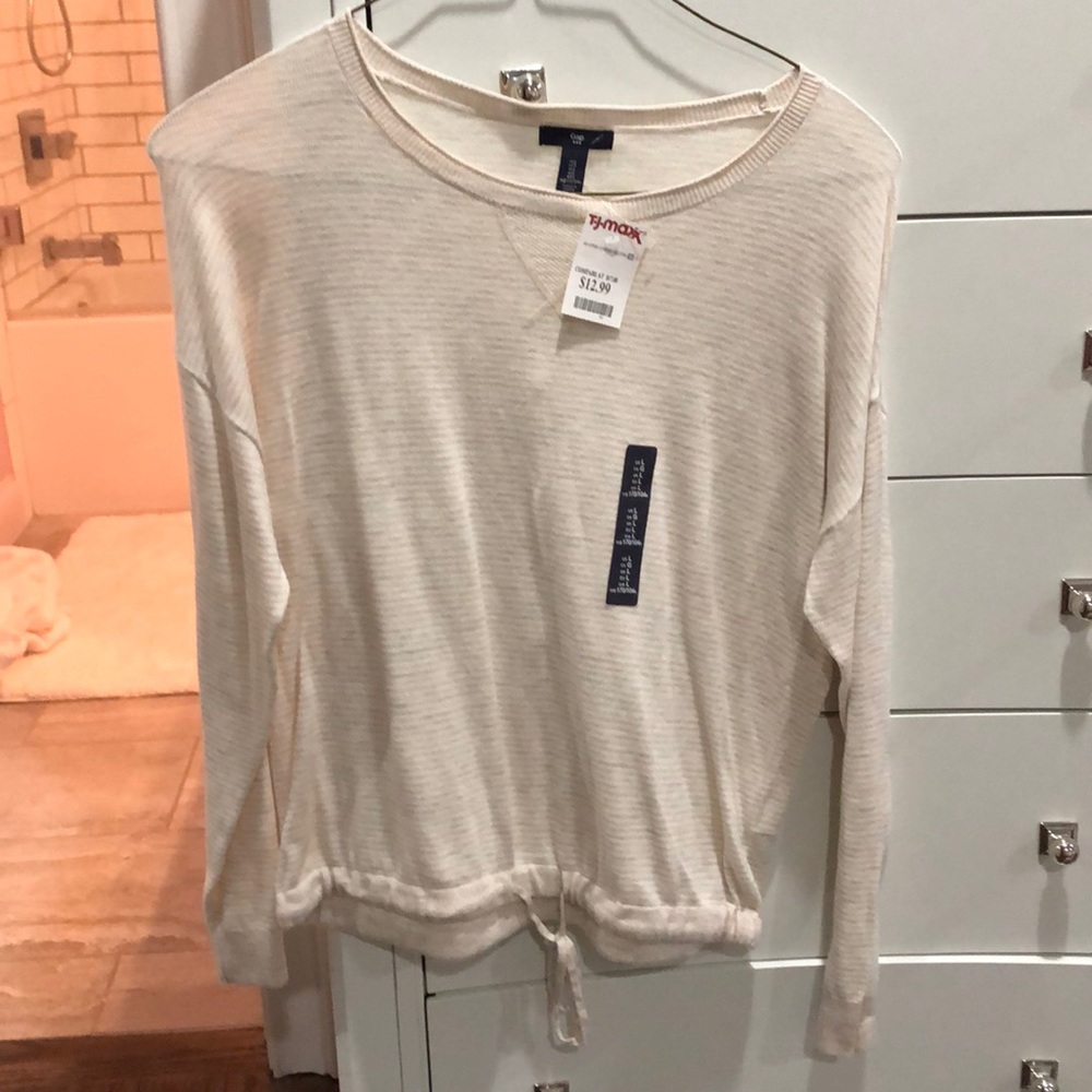NWT Gap Long Sleeve Shirt w Draw String